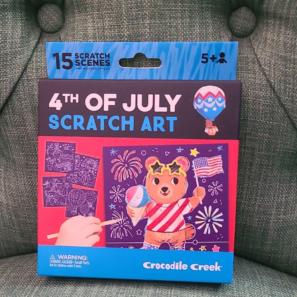 Crocodile Creek 4th of July Scratch Art Set - Blue and Red
